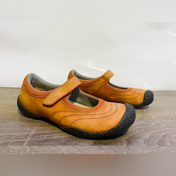 Keen Amsterdam orange suede mary jane hiking/outdoor shoe size/8 - Picture 1 of 7